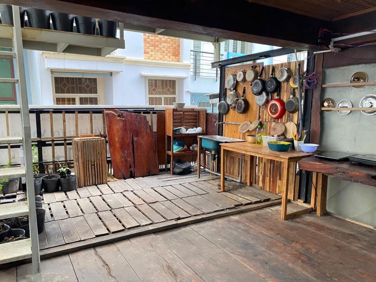 The Gk House Hostel, Ecolliving, Central City, Natural Wooden, Chill View Rooftop, Restaurant And Cocktail Bar 호치민 외부 사진