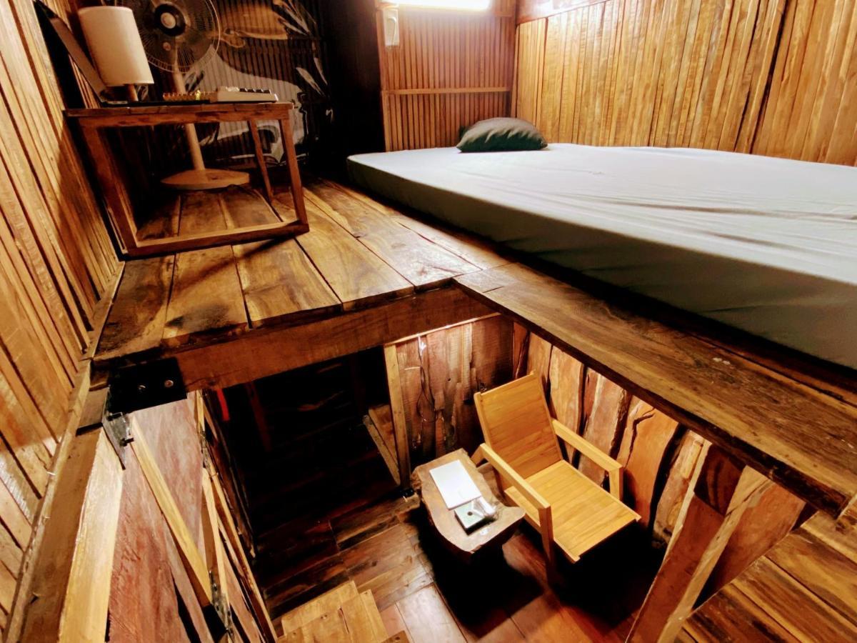 The Gk House Hostel, Ecolliving, Central City, Natural Wooden, Chill View Rooftop, Restaurant And Cocktail Bar 호치민 외부 사진