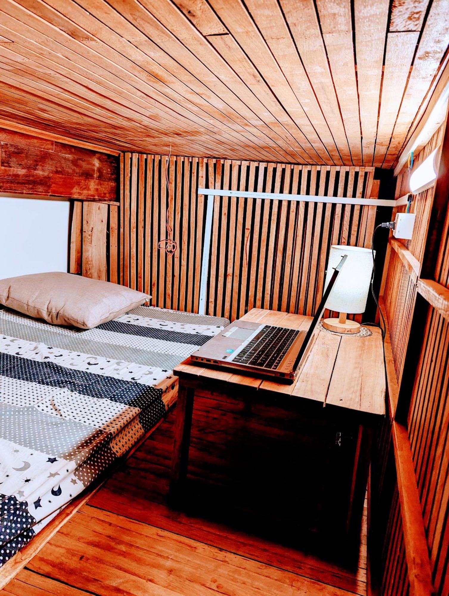 The Gk House Hostel, Ecolliving, Central City, Natural Wooden, Chill View Rooftop, Restaurant And Cocktail Bar 호치민 외부 사진