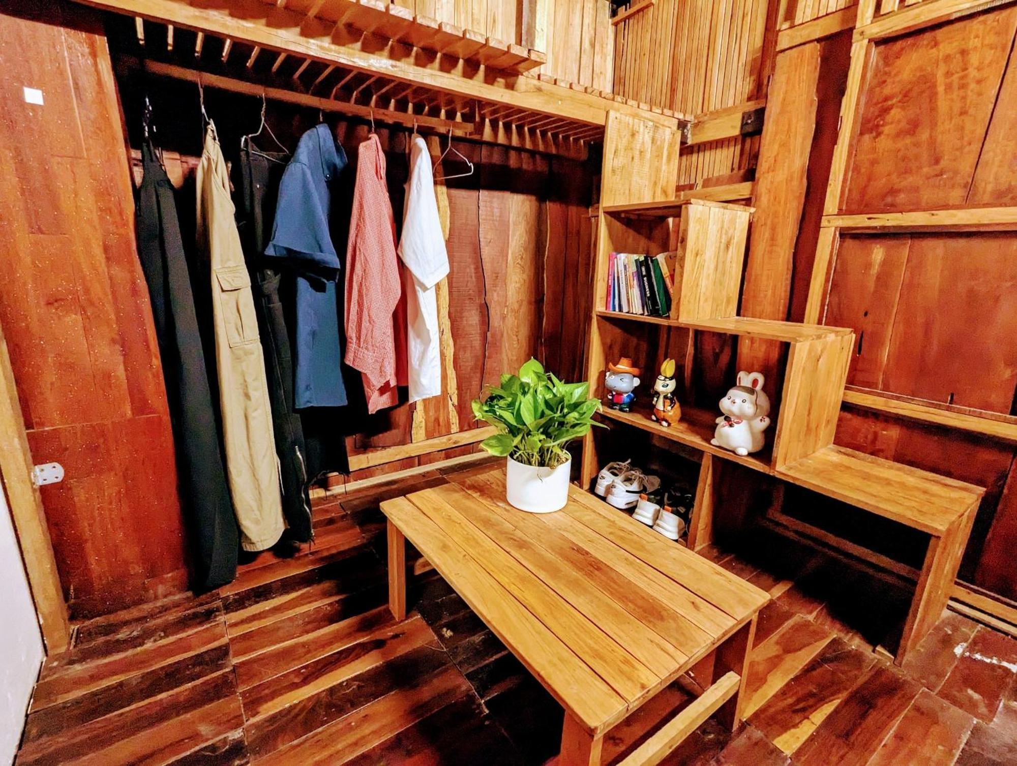 The Gk House Hostel, Ecolliving, Central City, Natural Wooden, Chill View Rooftop, Restaurant And Cocktail Bar 호치민 외부 사진